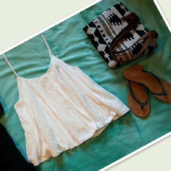 Tops - TOP 🔴BOHO WHITE TANK